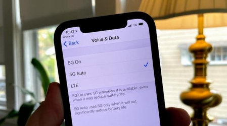 桥头镇苹果手机维修分享iPhone 12如何打开或关闭5G网络 