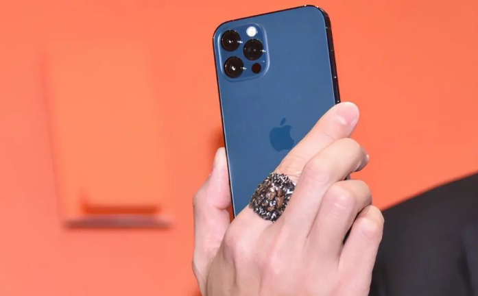 桥头镇苹果手机维修分享iPhone12系列重启方法教程 